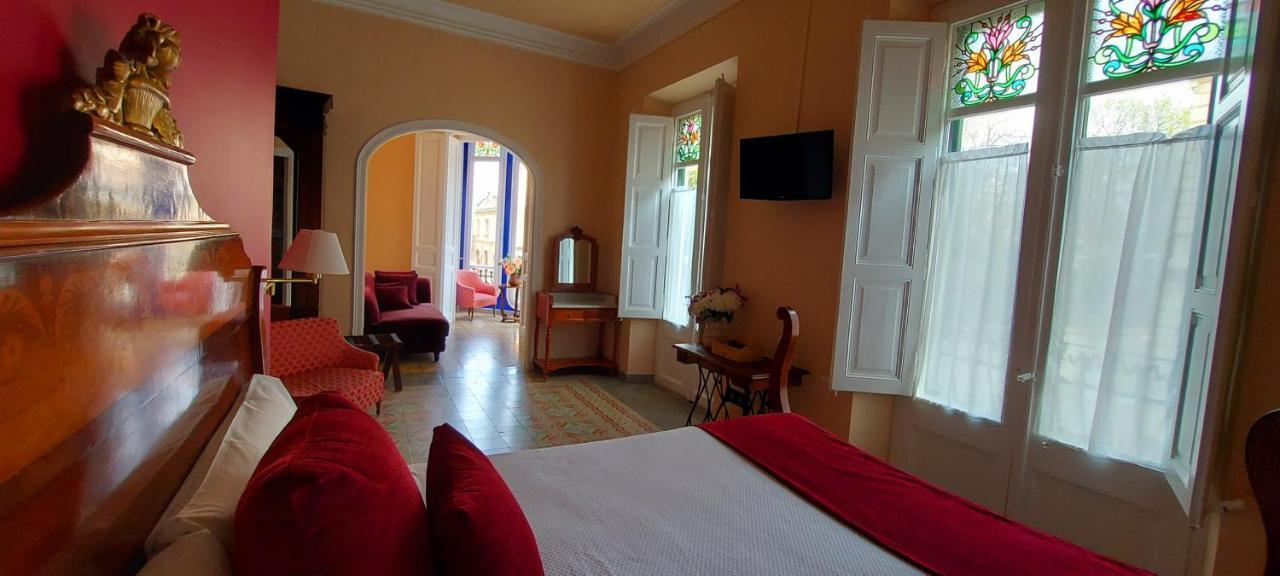 Hotel Noucentista Ситжес Екстериор снимка