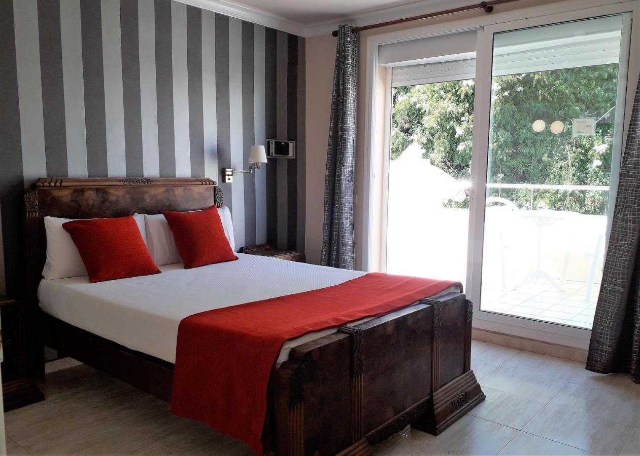 Hotel Noucentista Ситжес Екстериор снимка