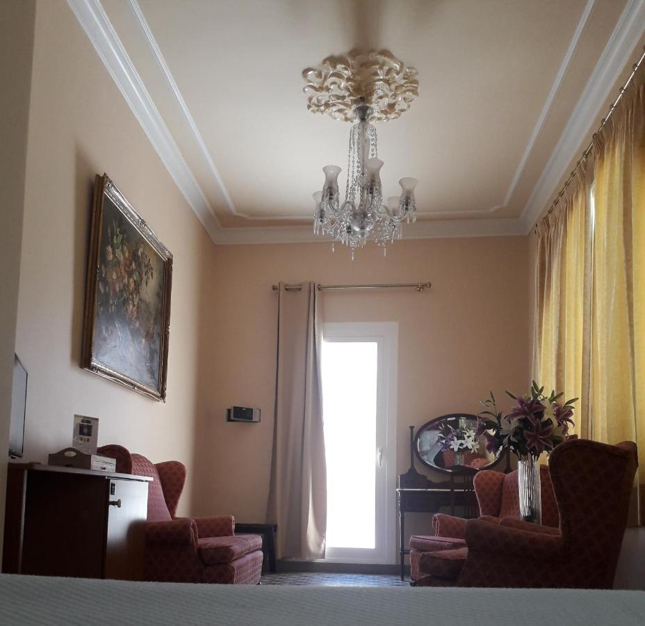 Hotel Noucentista Ситжес Екстериор снимка