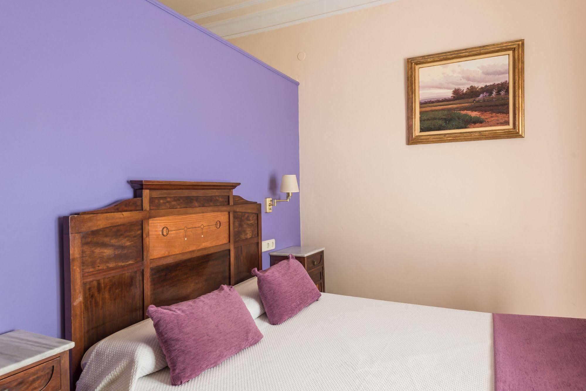 Hotel Noucentista Ситжес Екстериор снимка